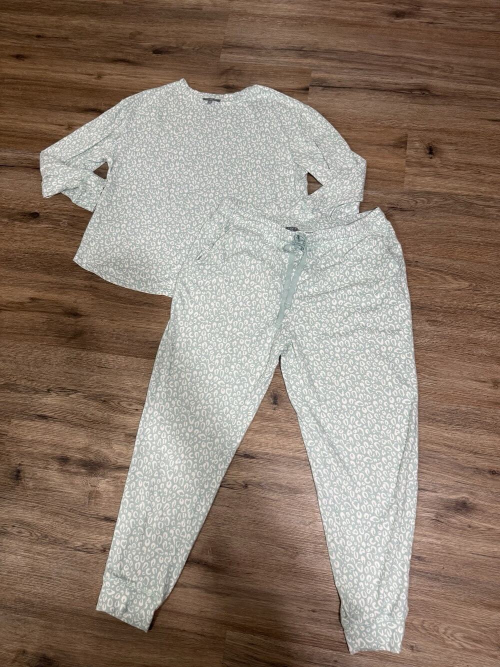 LOFT Sleep Pajama Set XL Womens Green White Leopard Print Loungewear 2 Pc Pants